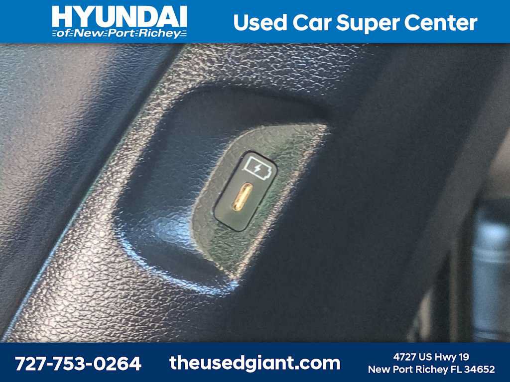 Used 2024 Hyundai Palisade Calligraphy FWD image 17