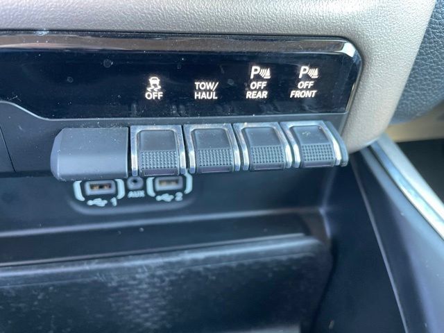 Used 2020 RAM 1500 Laramie AWD/4WD image 49