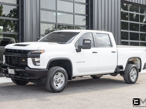 Used 2022 Chevrolet Silverado 2500 W/T w/ WT Fleet Convenience Package AWD/4WD image 2