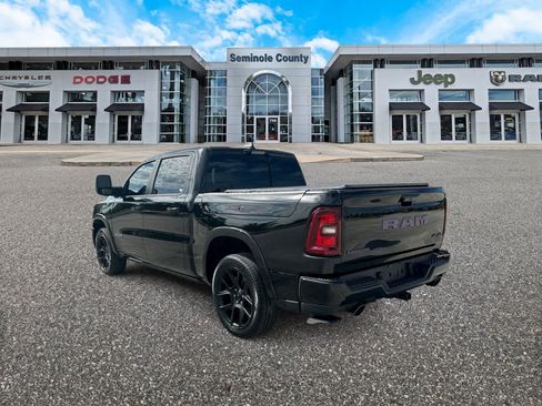 Used 2025 RAM 1500 Laramie w/ Night Edition AWD/4WD image 6