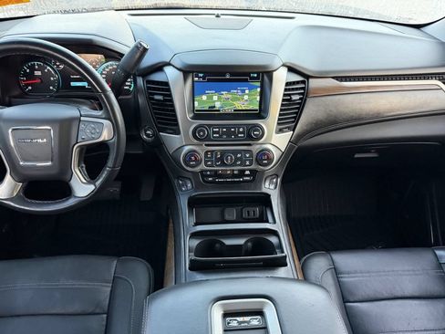 Used 2019 GMC Yukon XL Denali RWD image 14