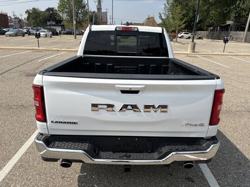 Used 2026 RAM 1500 Laramie AWD/4WD image 48