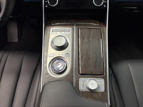 Used 2024 Genesis GV80 2.5T image 39