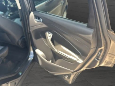 Used 2017 Ford Escape SE FWD image 41