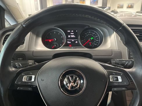 Used 2015 Volkswagen Golf S FWD image 37
