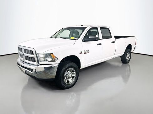 Used 2017 RAM 2500 Tradesman w/ Chrome Appearance Group image 3
