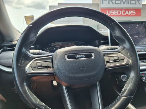 Used 2022 Jeep Compass Latitude w/ Convenience Group AWD/4WD image 16