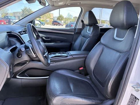 Used 2022 Hyundai Tucson Limited image 17