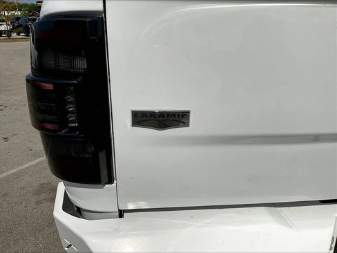 Used 2015 RAM 2500 Laramie w/ Convenience Group AWD/4WD image 27