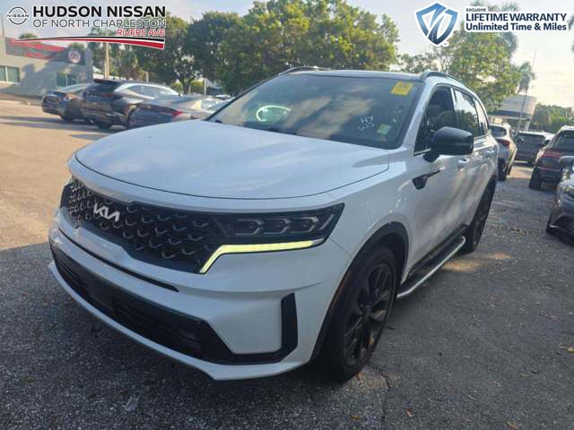 Used 2023 Kia Sorento SX FWD image 1