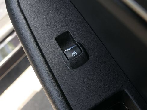Used 2023 Ford Edge SEL w/ Convenience Package AWD/4WD image 26