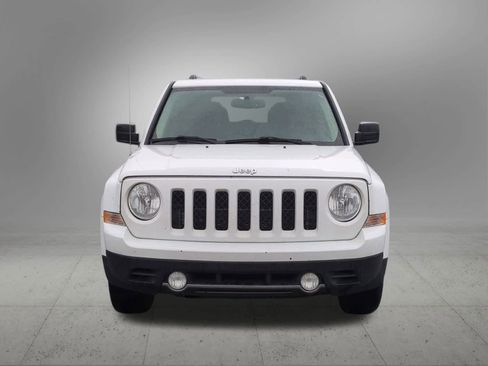 Used 2016 Jeep Patriot High Altitude image 9