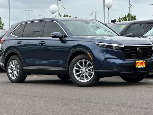Used 2025 Honda CR-V EX image 2