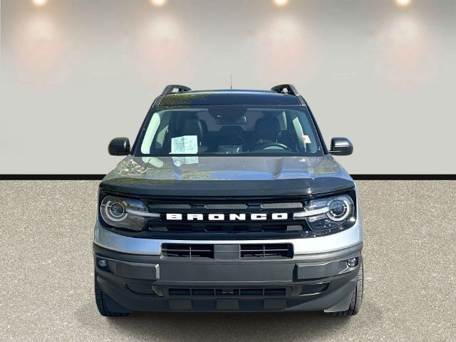 Used 2023 Ford Bronco Sport Outer Banks w/ Tech Package AWD/4WD image 2
