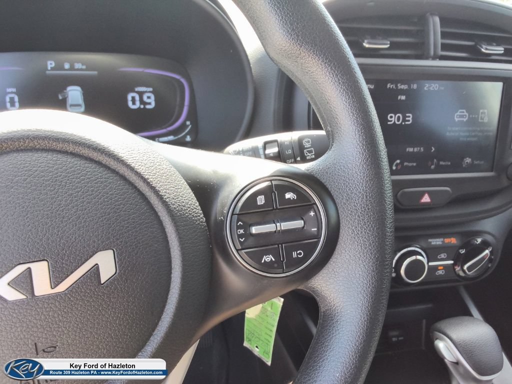 Used 2025 Kia Soul LX FWD image 26