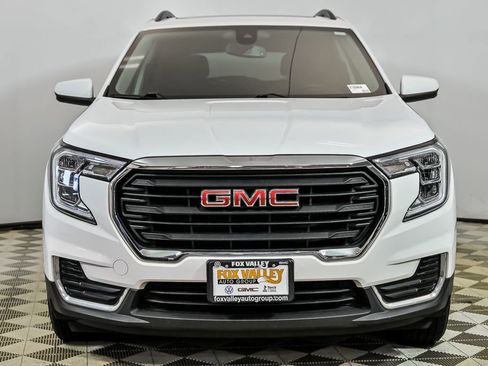 Used 2022 GMC Terrain SLE w/ Driver Convenience Package AWD/4WD image 4