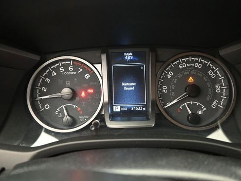 Used 2023 Toyota Tacoma TRD Off-Road image 20