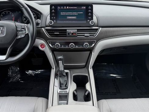 Used 2018 Honda Accord EX-L image 26