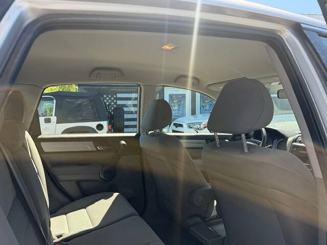 Used 2011 Honda CR-V LX image 32