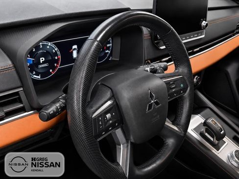 Used 2022 Mitsubishi Outlander SEL AWD/4WD image 8