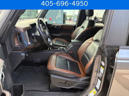Used 2023 Ford Bronco Outer Banks w/ Sasquatch Package AWD/4WD image 11