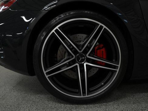 Used 2019 Mercedes-Benz AMG GT C w/ AMG Interior Night Package image 29
