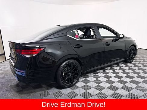 Used 2025 Nissan Sentra SR w/ Midnight Edition FWD image 21