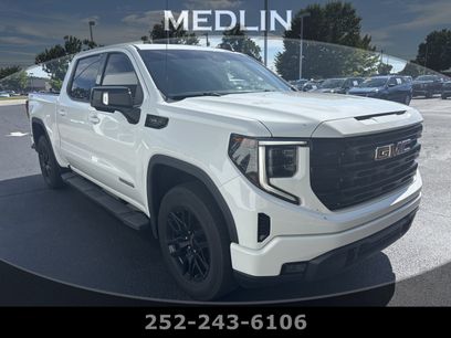 Used 2022 GMC Sierra 1500 Elevation w/ Elevation Premium Package