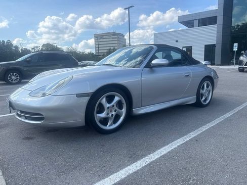 Used 2001 Porsche 911 Carrera RWD image 2