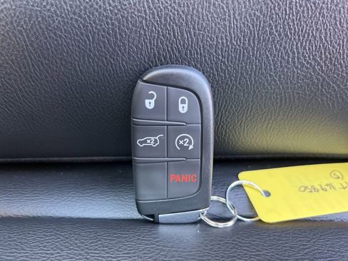 New 2026 Jeep Compass Limited w/ Sun, Sound & Navigation Group image 30