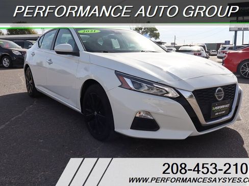 Used 2021 Nissan Altima 2.5 SV image 1
