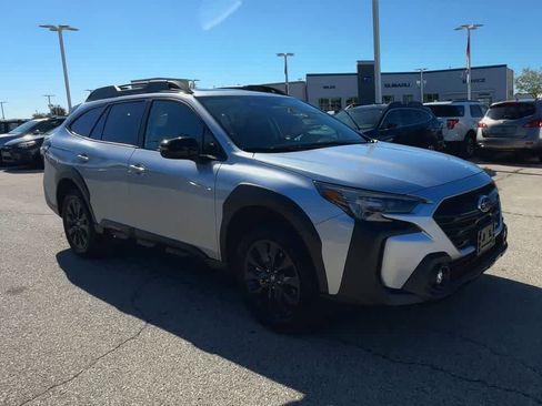 Certified 2025 Subaru Outback Onyx Edition image 2