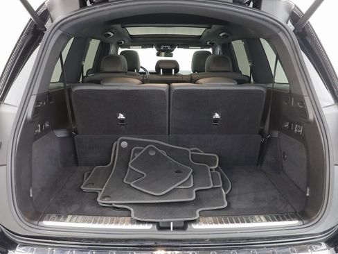 Used 2025 Mercedes-Benz GLS 450 4MATIC image 21