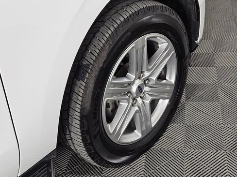 Used 2021 Ford Expedition XLT RWD image 7