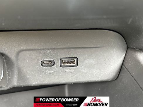 Certified 2024 Chevrolet Trax RS FWD image 16