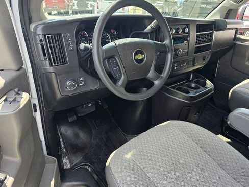 Certified 2024 Chevrolet Express 3500 LT w/ LT Preferred Equipment Group RWD image 11