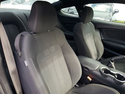 Used 2018 Ford Mustang GT w/ Equipment Group 301A image 10