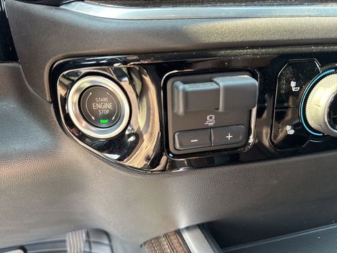 Used 2025 Chevrolet Silverado 1500 RST w/ All Star Edition Plus AWD/4WD image 41