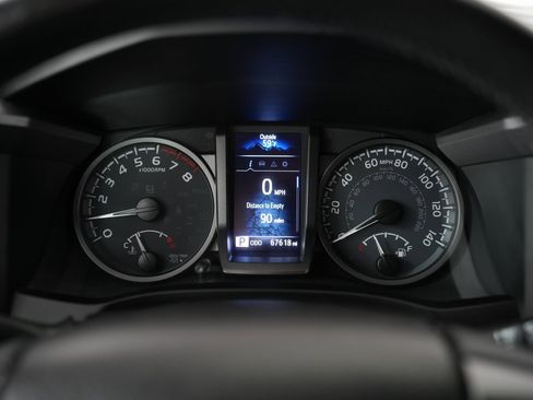 Used 2021 Toyota Tacoma TRD Sport image 19