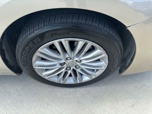 Used 2016 Lexus ES 350 w/ Premium Package w/Wood Trim image 30