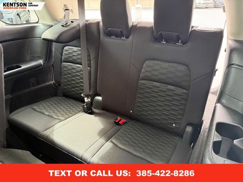 Used 2025 Nissan Pathfinder SV image 37