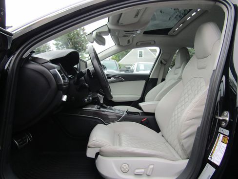 Used 2014 Audi S6 Prestige w/ Driver Assistance Package image 10