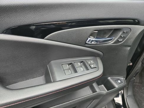 Used 2025 Honda Ridgeline Black Edition image 37