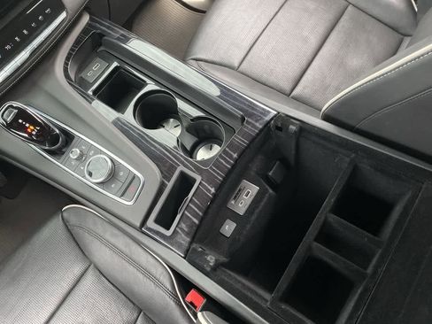Used 2022 Cadillac Escalade Sport w/ Touring Package AWD/4WD image 29