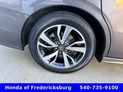 Used 2021 Honda Odyssey Touring image 12