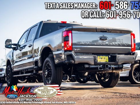 New 2026 Ford F250 Lariat w/ Black Appearance Package image 34