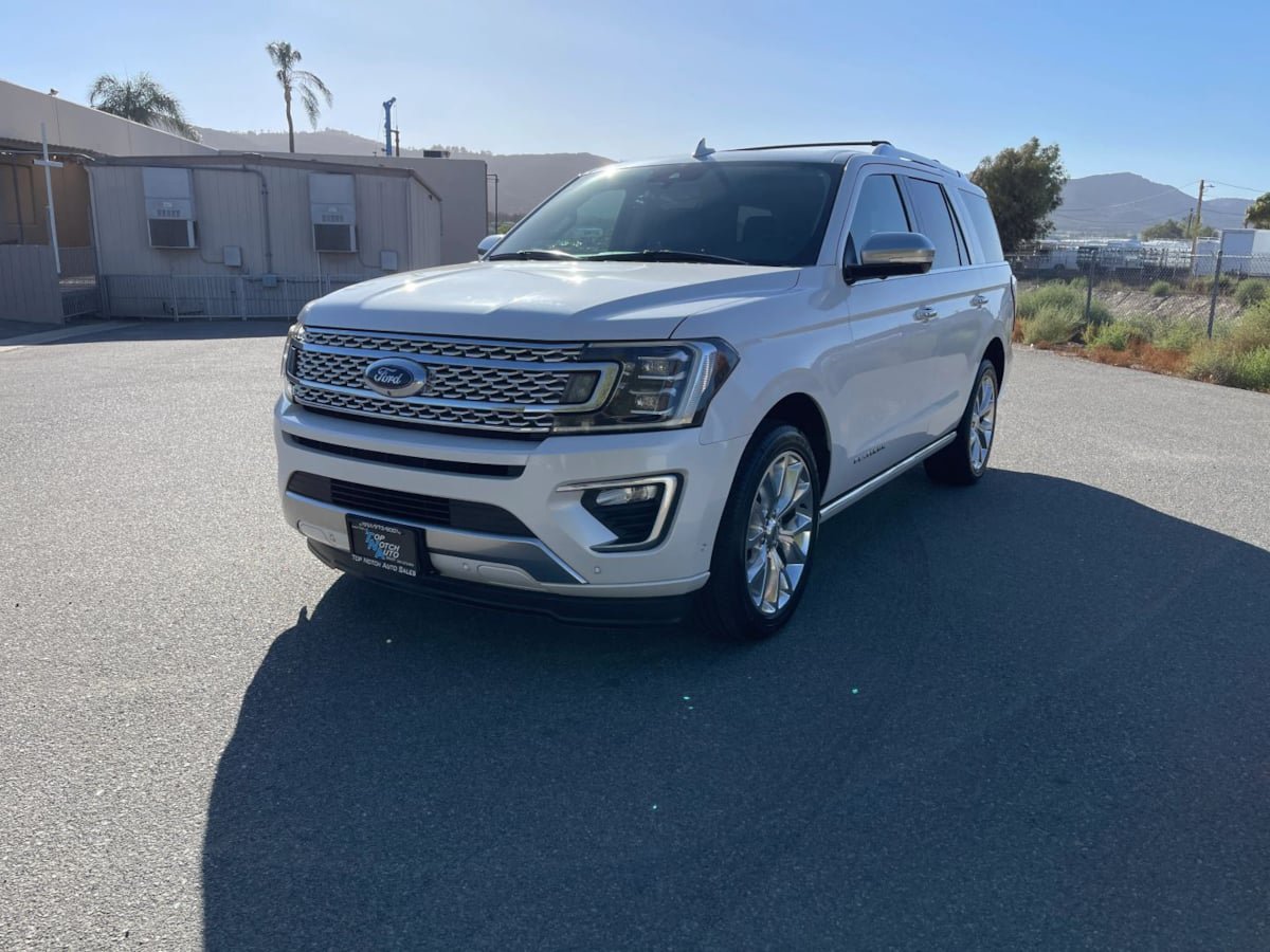 Used 2019 Ford Expedition Platinum RWD image 3