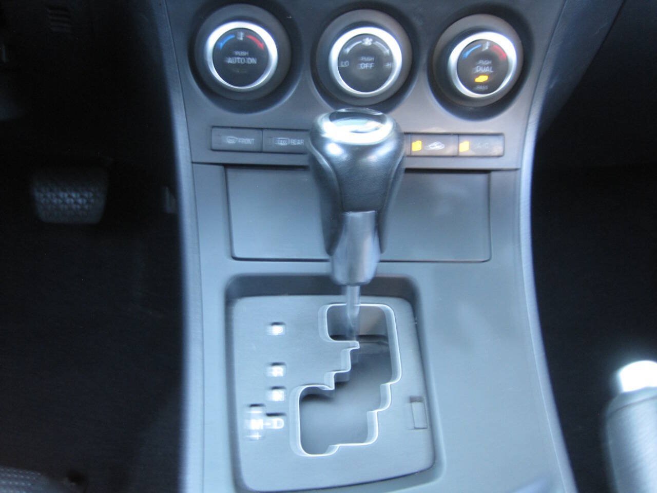 Used 2013 MAZDA MAZDA3 i Touring FWD image 33