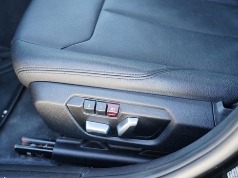 Used 2016 BMW 320i xDrive Sedan image 15