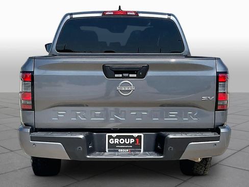Used 2024 Nissan Frontier SV w/ Technology Package RWD image 5